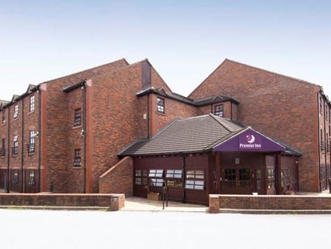 Premier Inn Milton Keynes SwFurzton Lake