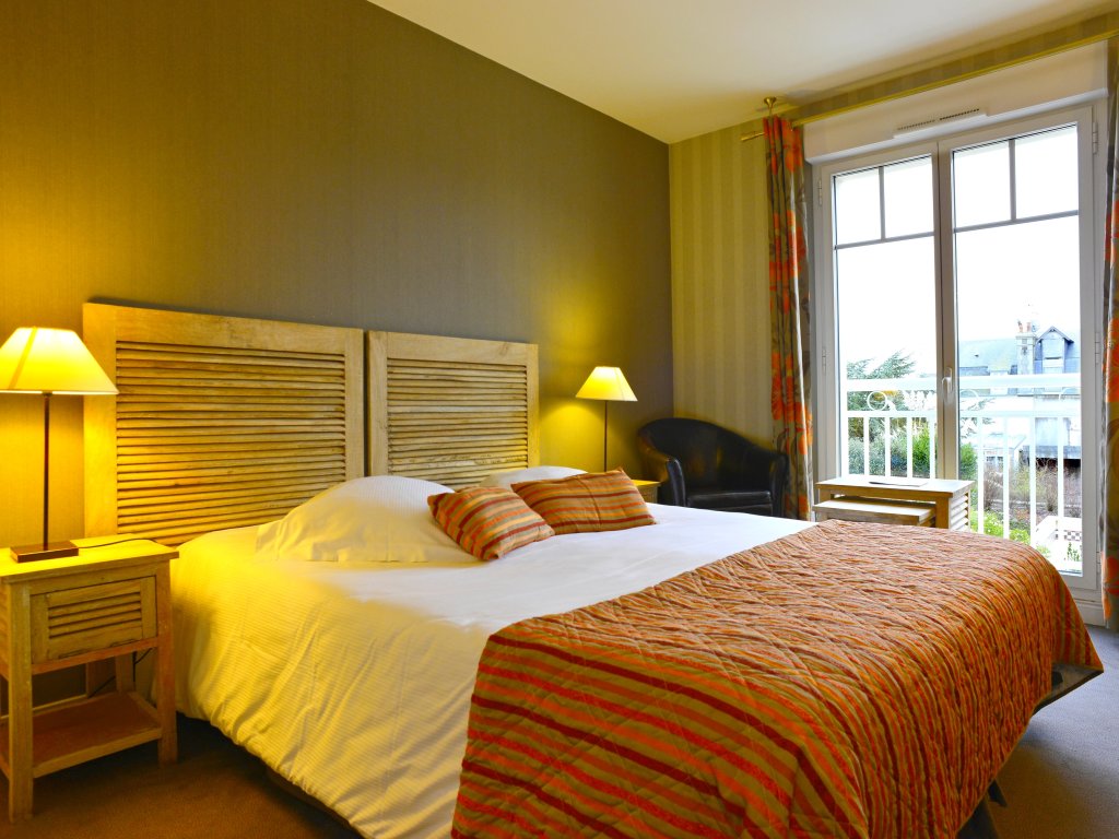 Almoria Hôtel & SPA