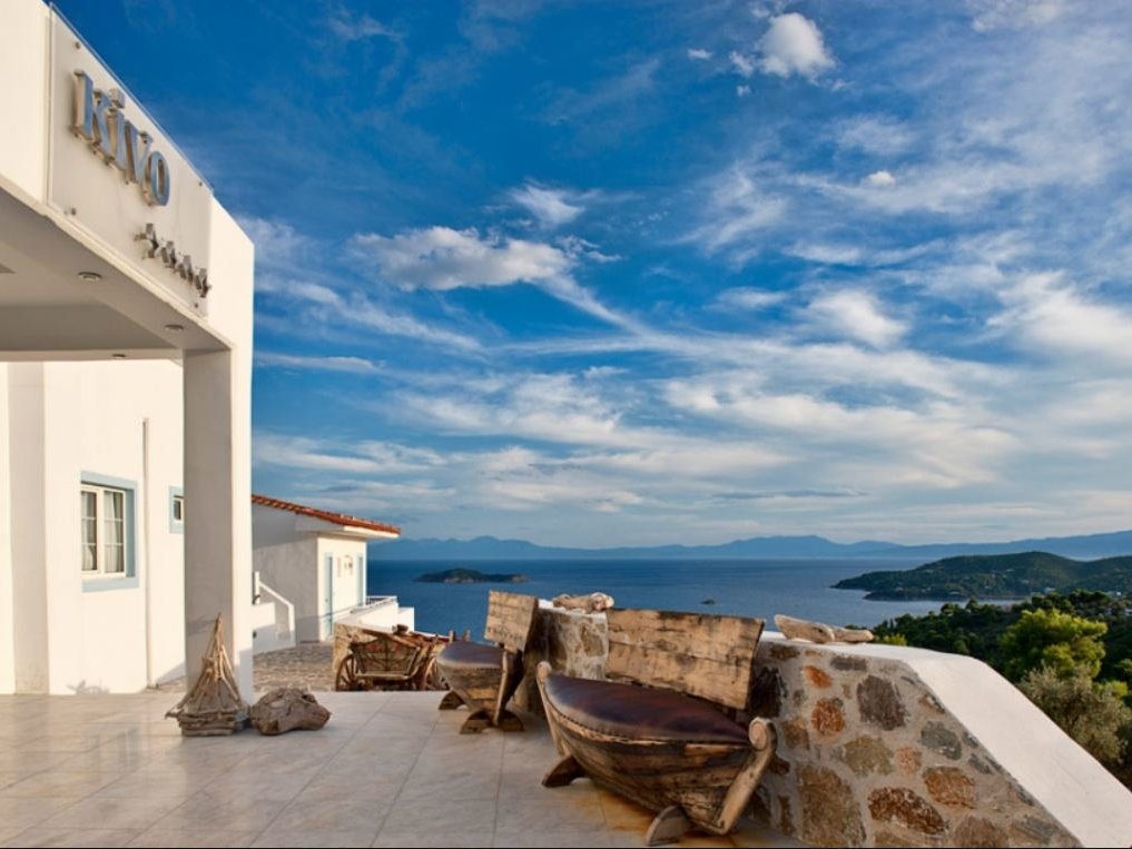 Kivo Art & Gourmet Hotel
