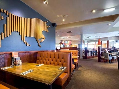 Premier Inn Livingston M8, Jct3