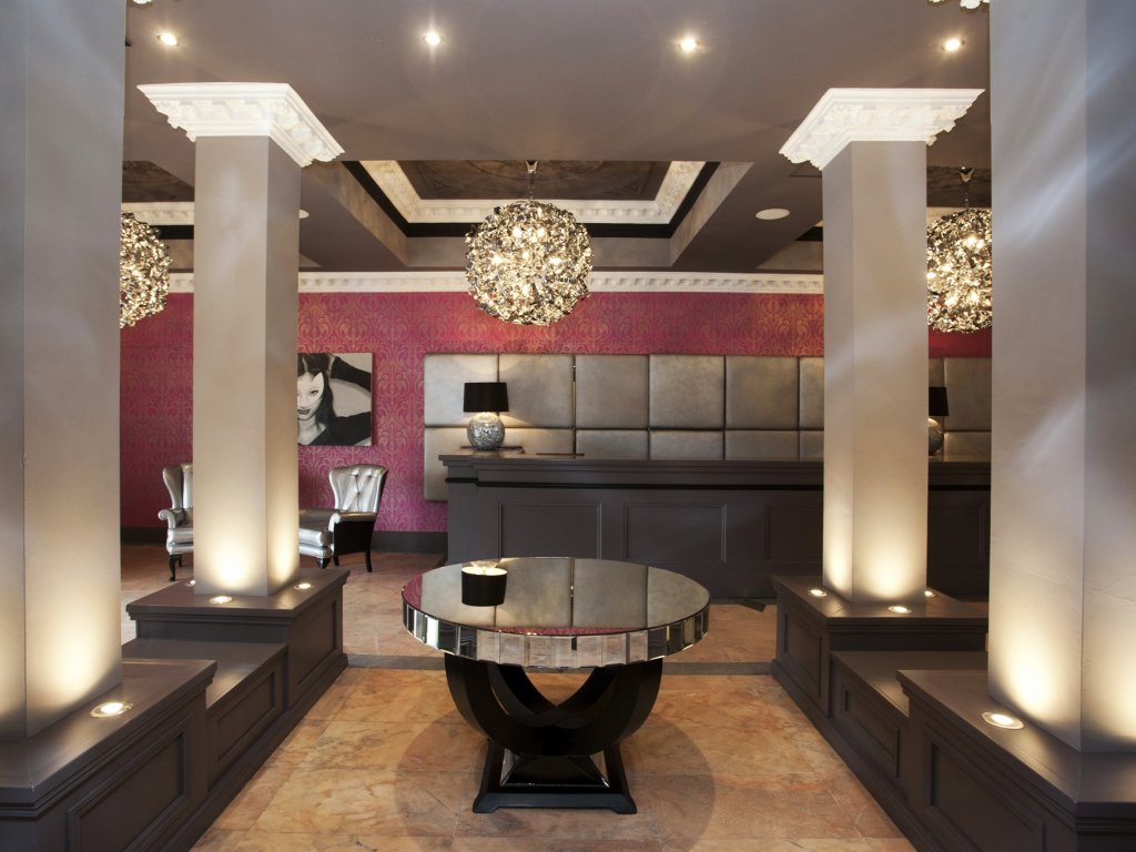 St James Hotel, BW Premier Collection