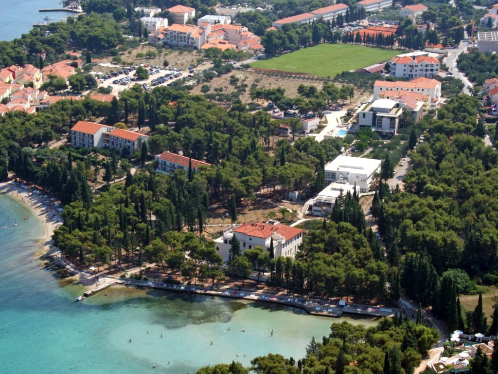 Tourist Resort Velaris