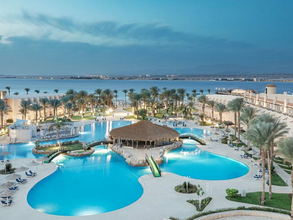 V Grand Beach Resort Sahl Hasheesh