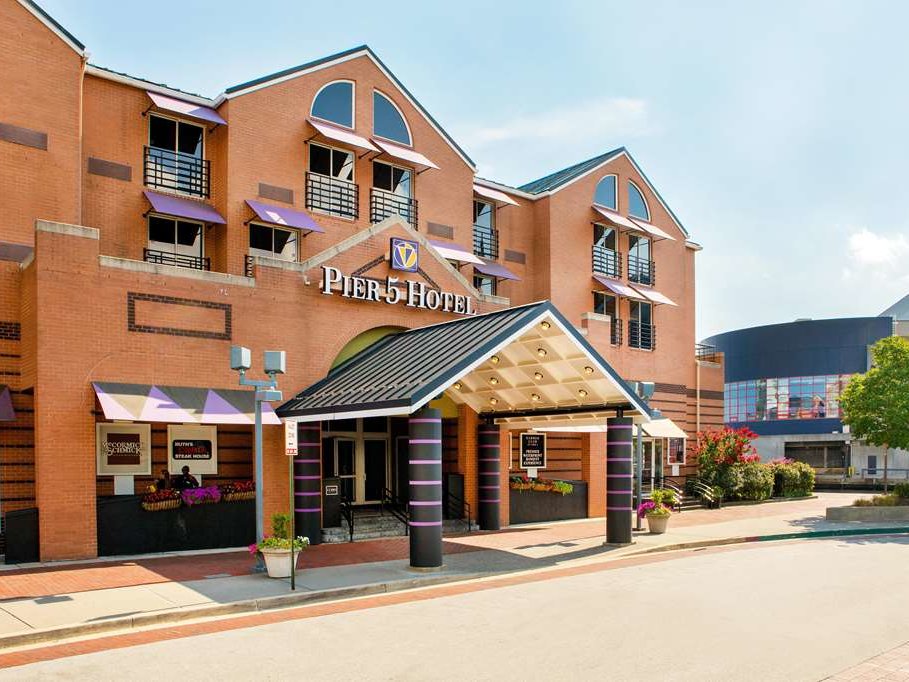 Pier 5 Hotel Baltimore, Curio Collection by Hilton