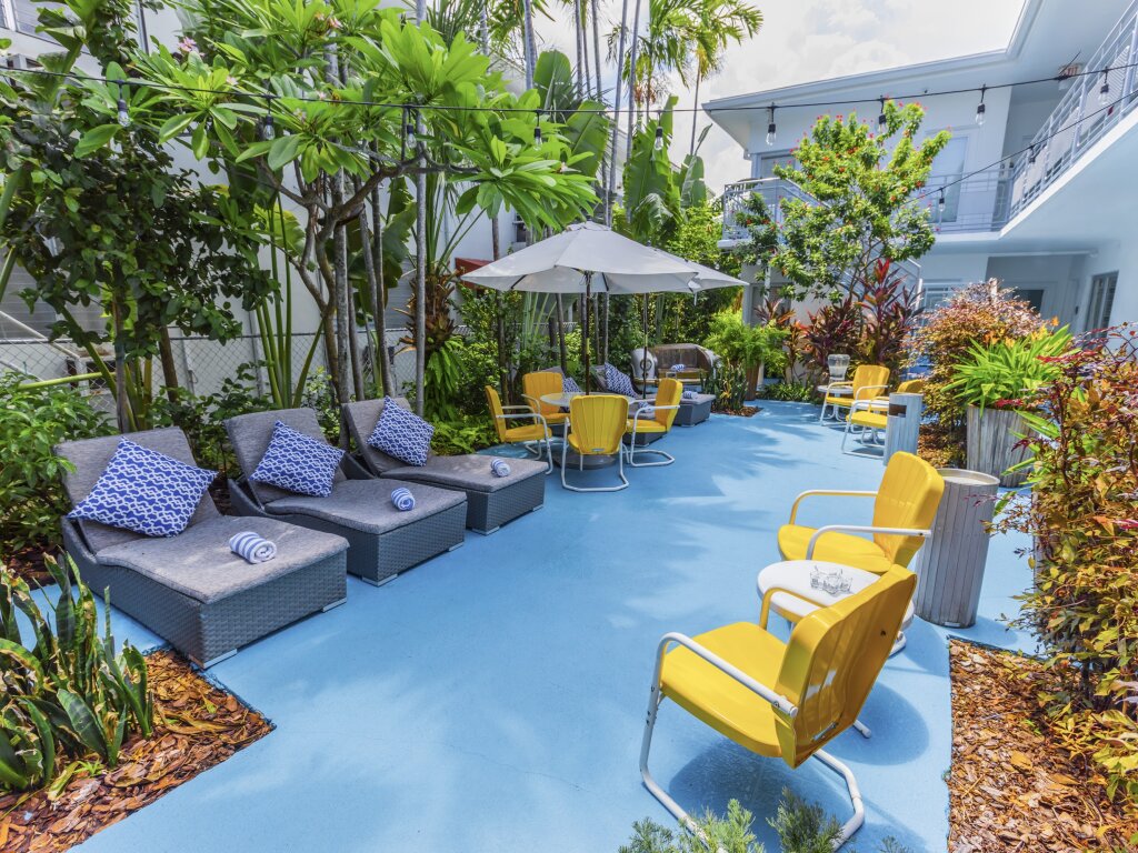 Seaside All Suites Hotel