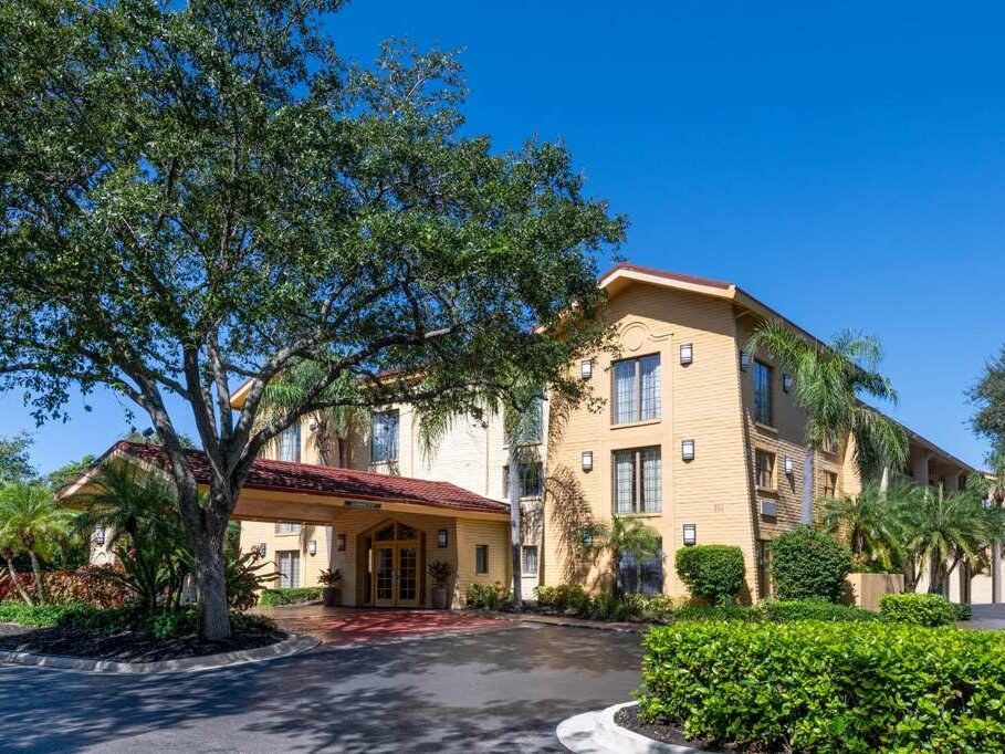 La Quinta Inn by Wyndham Deerfield Beach I-95 at Hillsboro E