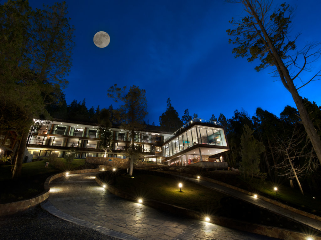 Alto Traful Lodge & Suites