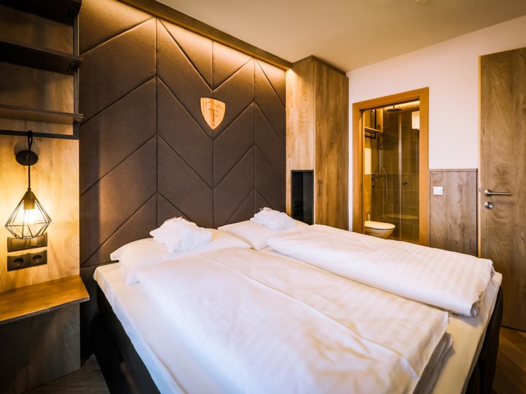 24 by Avenida Hotel & residence