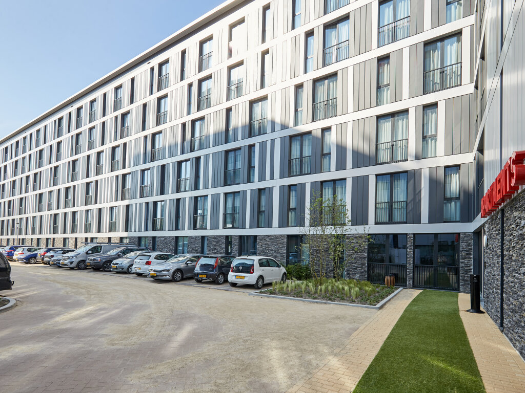 Corendon Apartments Amsterdam Schiphol Airport Hotel