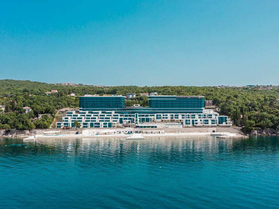 Hilton Rijeka Costabella Beach Resort & Spa
